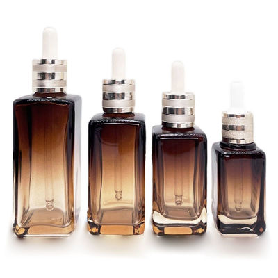 精巧な30ml 50ml 空のエッセンシャルオイルボトル ガラスの化粧水滴瓶