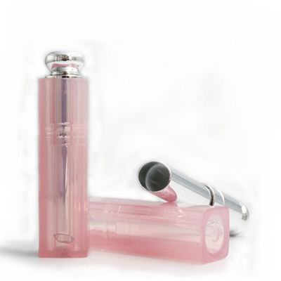 スタイリッシュなプラスチック リップスティックチューブ 19mm*80mm 軽量 個別化